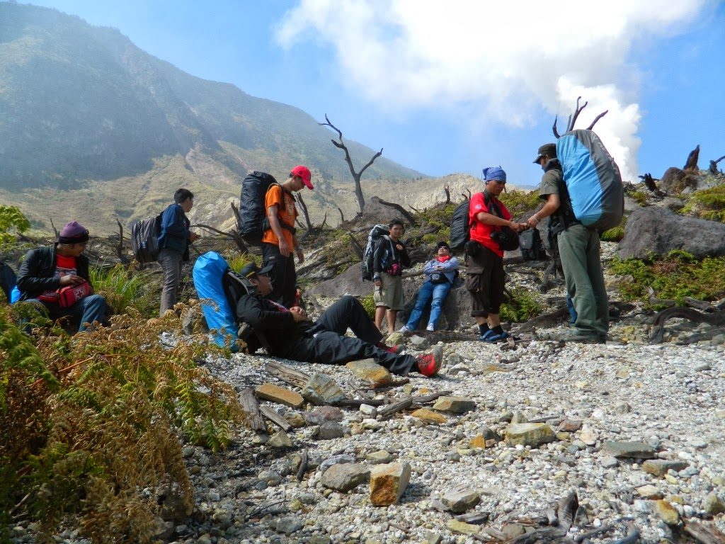 Pertanyaan Paling Sering Soal Mendaki Gunung